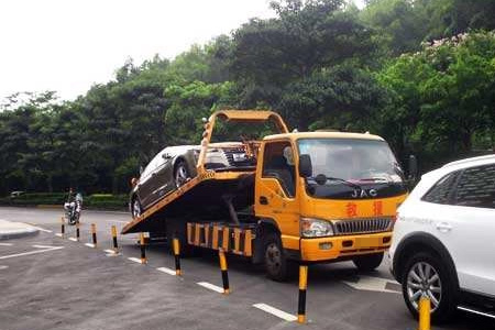 厦漳高速G15附近拖车救援 高速搭电服务 高速换胎